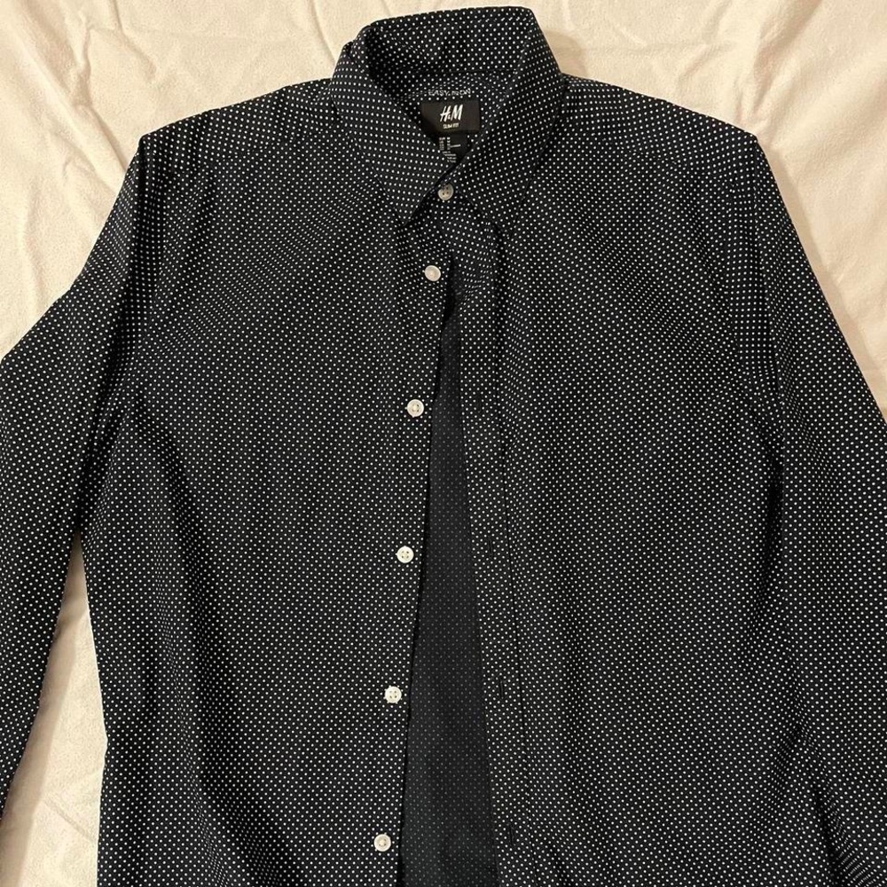 H&M black button down shirt with white dots